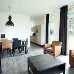 假日公园 Valkenburg 赫尤尔上的斯琴